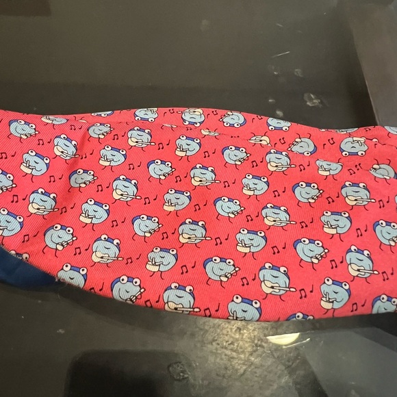 Southern tide bow tie dance music - Picture 2 of 3